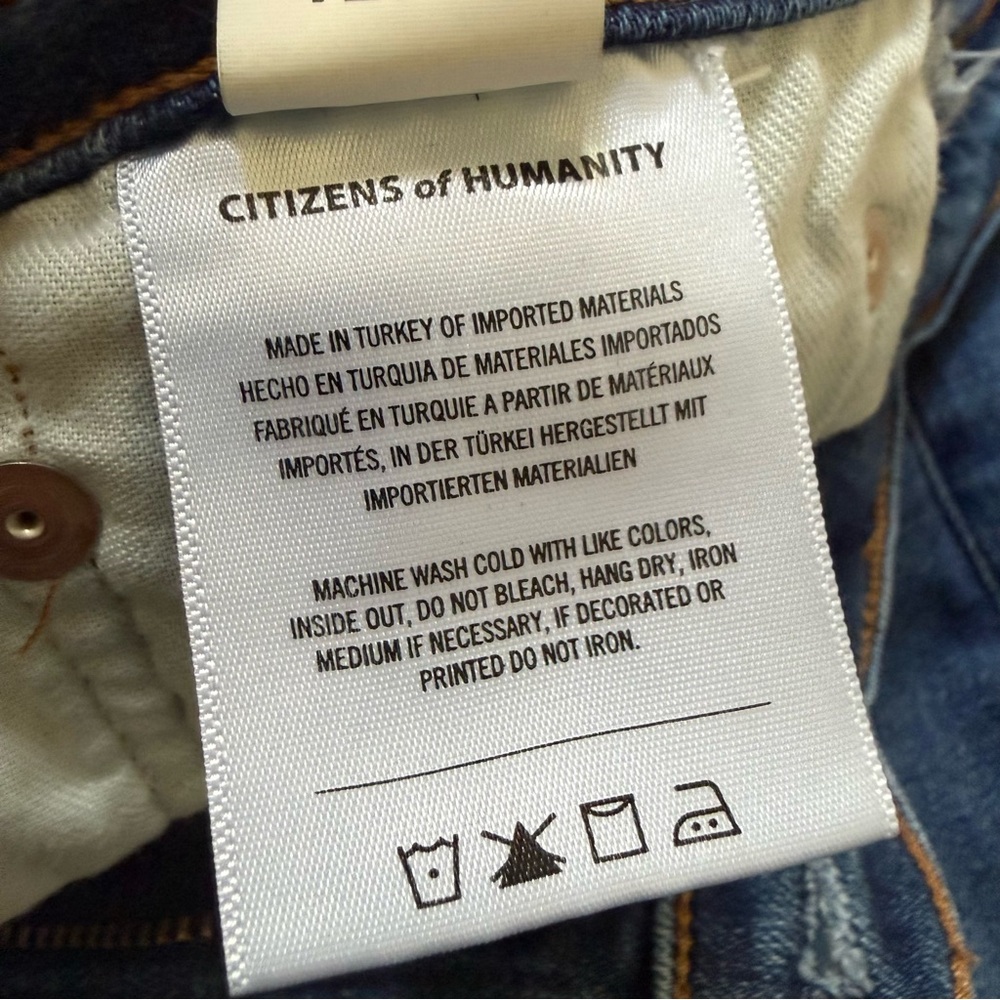 Citizen of Humanity Petite Palma Straight Raw Hem in Ambry mid denim wash, 29P - Picture 13 of 15